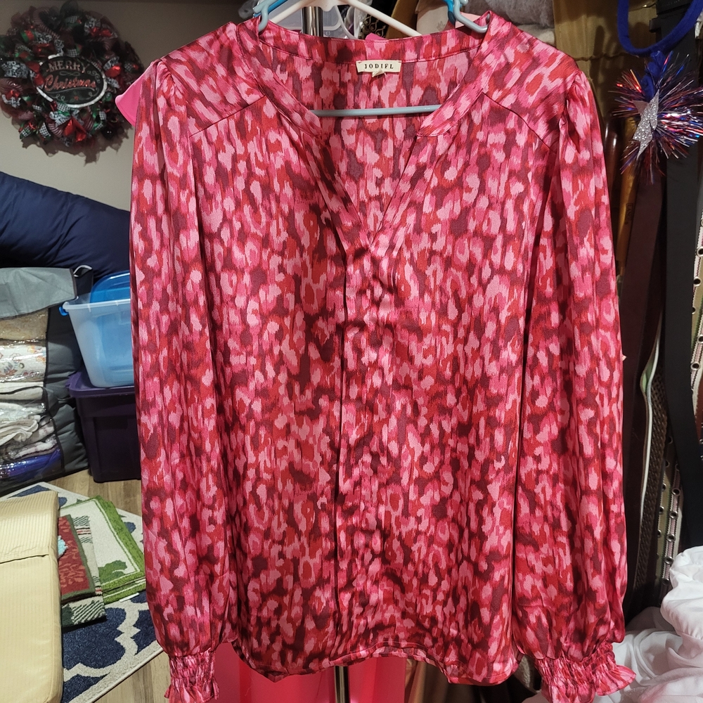 JODIFL Pink & Red Animal Print Blouse